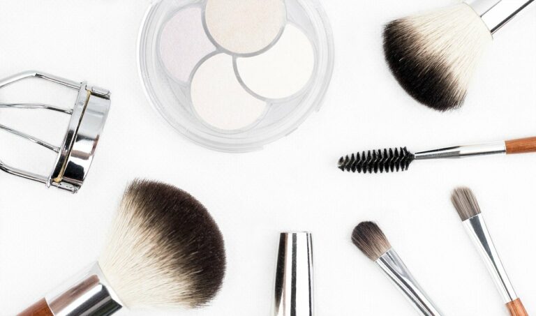 makeup-brush-gd2b62b5d8_1280